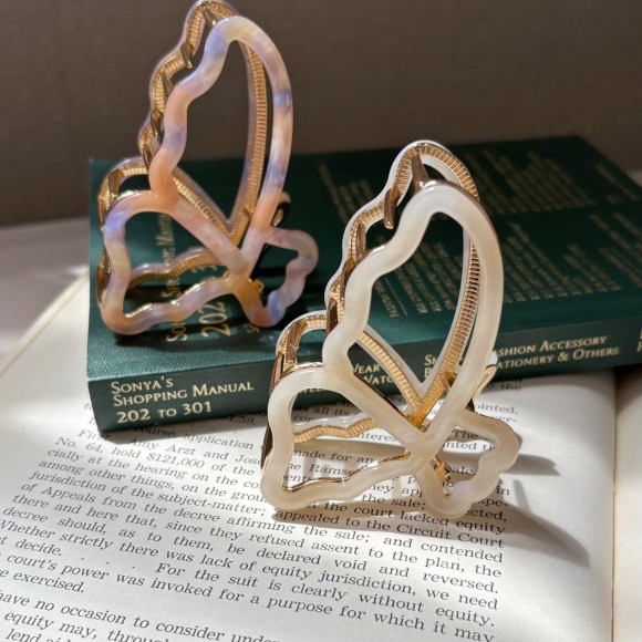 Recommendation Butterfly bump