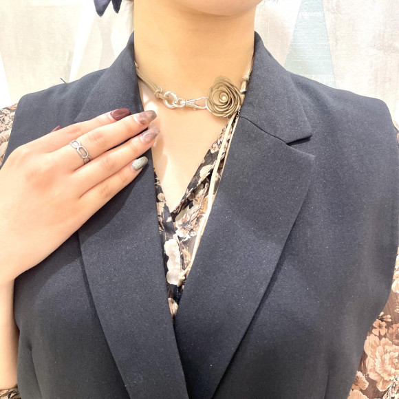 【新作】スエードローズミックスチェーンチョーカー