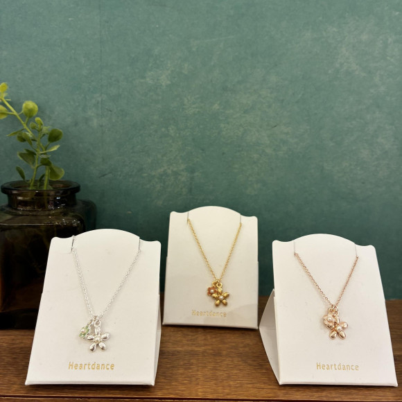 【人気】フラワーチャームネックレス