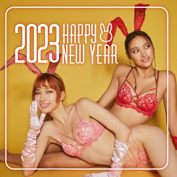 RAVIJOUR ラヴィッシュローズホットリフト♡