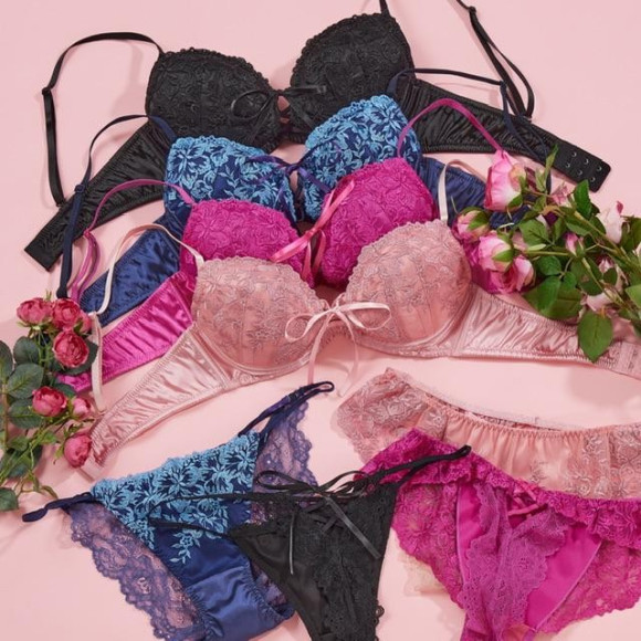 RAVIJOUR 再入荷！！！