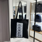 【新作】ロゴトートバッグ