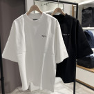 【新作】胸元ロゴTシャツ