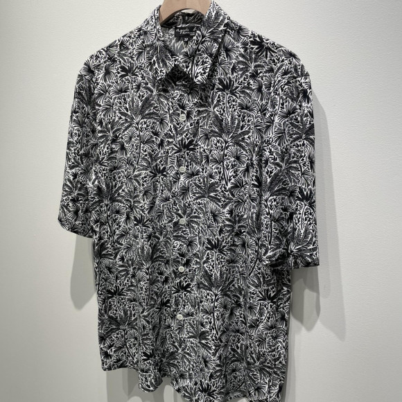 【新作】ボタニカル柄シャツ
