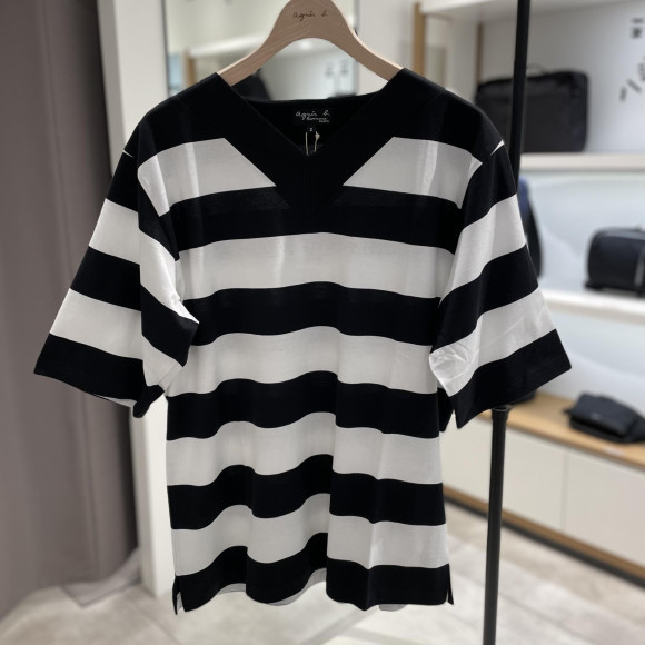 【新作】VネックボーダーTシャツ