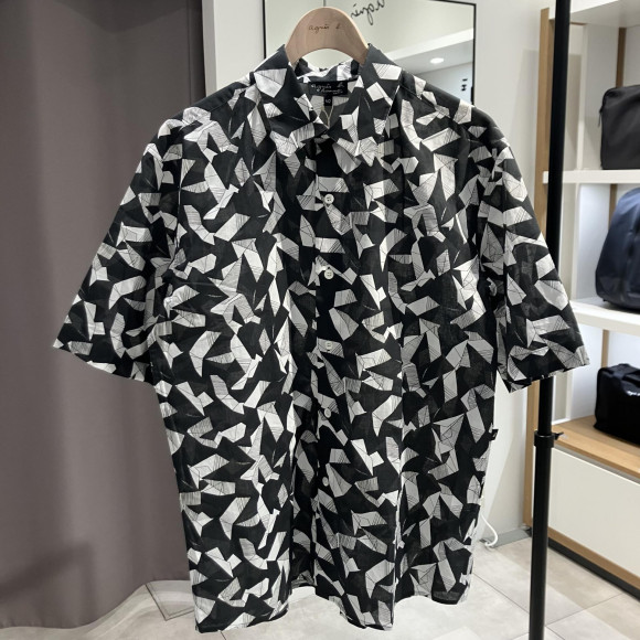 【新作】総柄シャツ