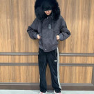 因为毛皮具有特征和温暖...