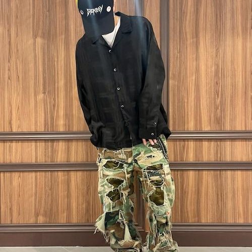 軽すぎシャツ