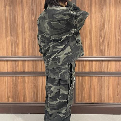 迷彩セットアップ‍♀️