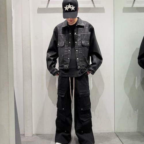 ダンケシェーンのフレアパンツを...