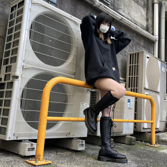 〘 Dr.Martens 〙編み上げロングブーツ　