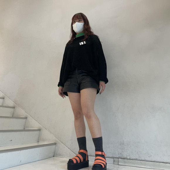 【NEW！人気の厚底サンダルに新色登場！】