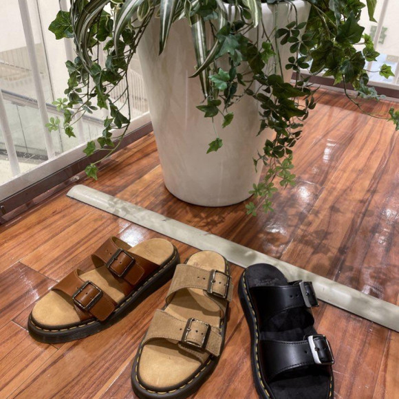 【高級感たっぷりの新作サンダル☆JOSEF☆】