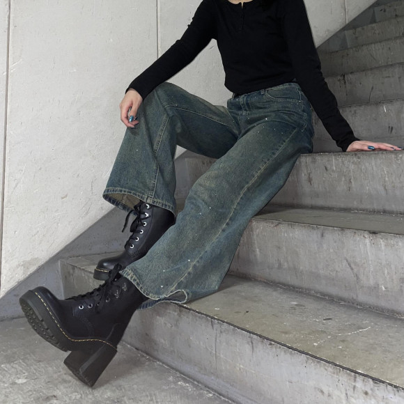 【カジュアルかつシンプルに！Jesy ヒールブーツ】