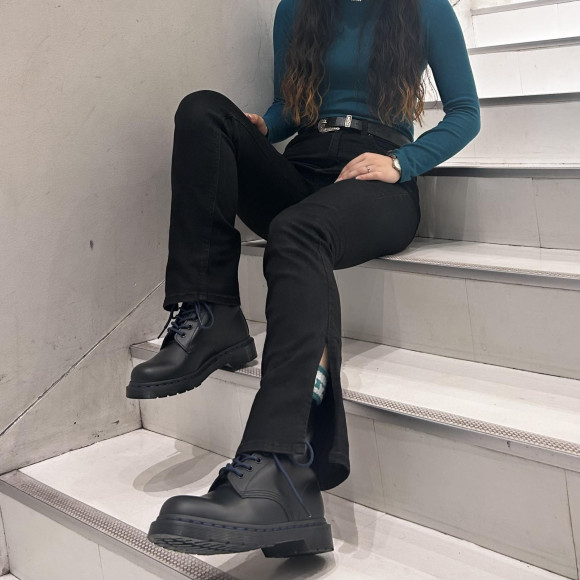 《NEW1460ネイビーステッチカラー☆》