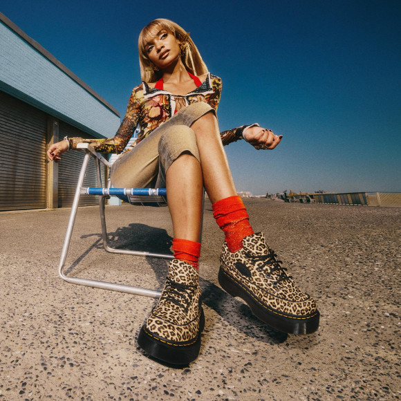 ニューモデル【buzz バズ】が本日発売！☆