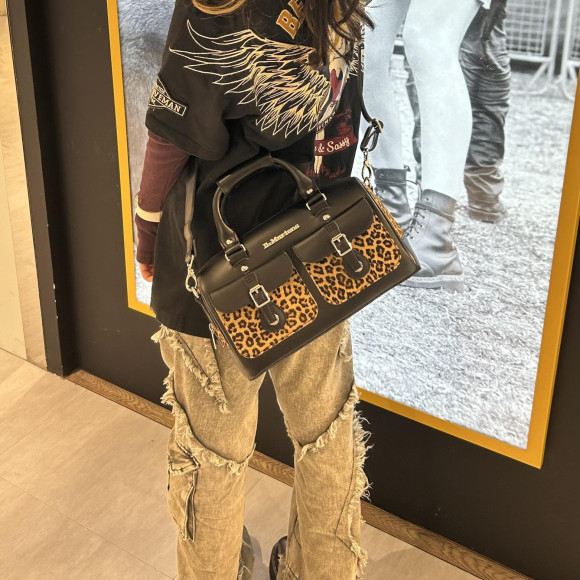 ☆汎用性の高いボストンバッグ☆