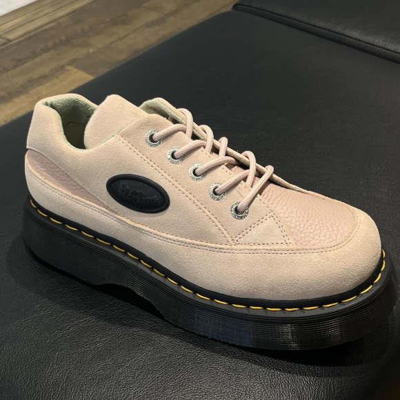 【話題の新作 】大人気の新作buzz powder pink ☆