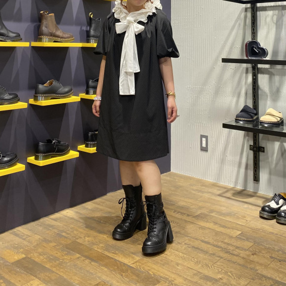 COOL에서 섹시한 모습【CHESNEY HRNS BLACK】