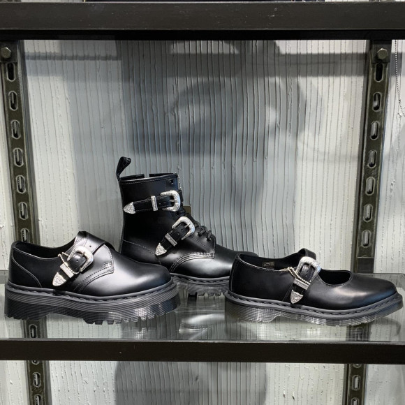 ★☆{Dr.Martens}☆★サマーセール開催中！！