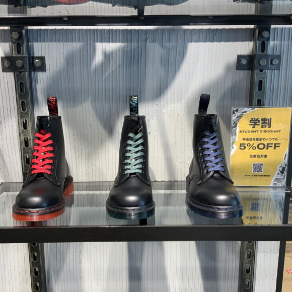 ★☆{Dr.Matens}☆★足元で差がつく、カラーソールブーツ☆