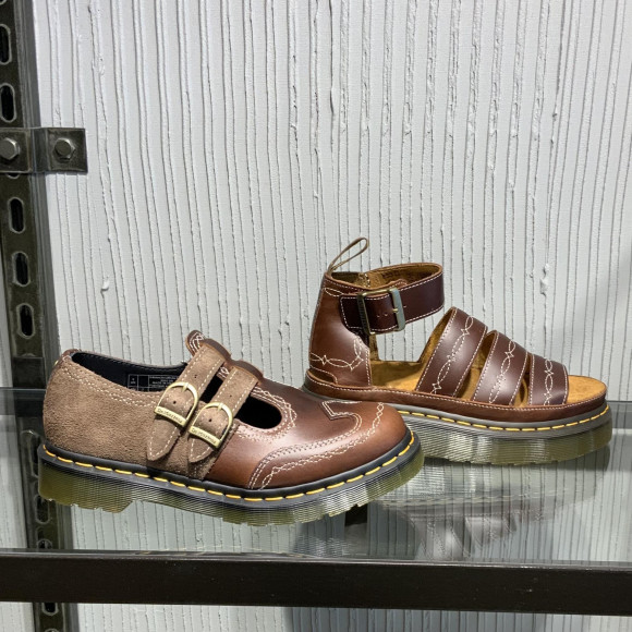 ★☆{Dr.Martens}☆★NEW ARRIVAL☆