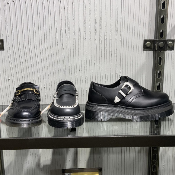 ★☆{Dr.Martens}☆★サマーセール開催中！