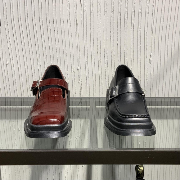 ★☆{Dr.Martens}☆★MAYBOLELOAFER新作登場！
