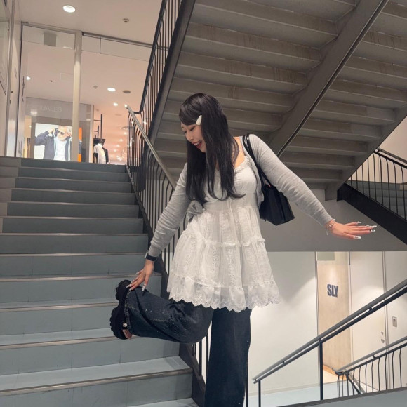 ⭐︎ Pick up items ⭐︎『ビジューボタンキルティングスポーツサンダル 』