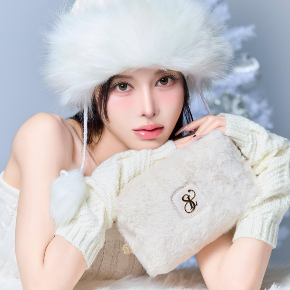 名古屋店1周年!ノベルティキャンペーン中です♡