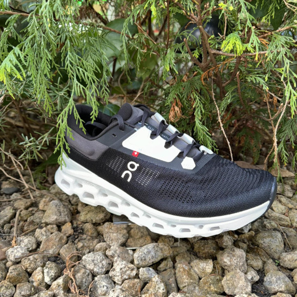 【On /オン】Shoes that reduce muscle fatigue !?  筋疲労を軽減してくれるシューズ！？