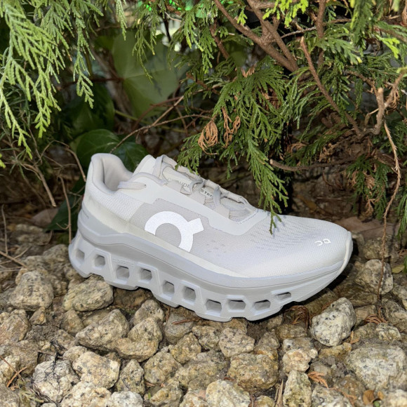 【On / オン】大人気モデル　新色入荷のお知らせ