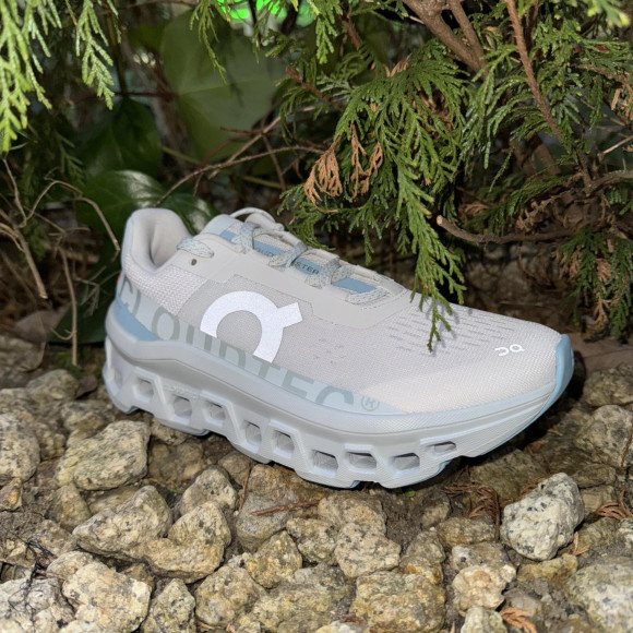 【On / オン】大人気モデル　新色入荷のお知らせ