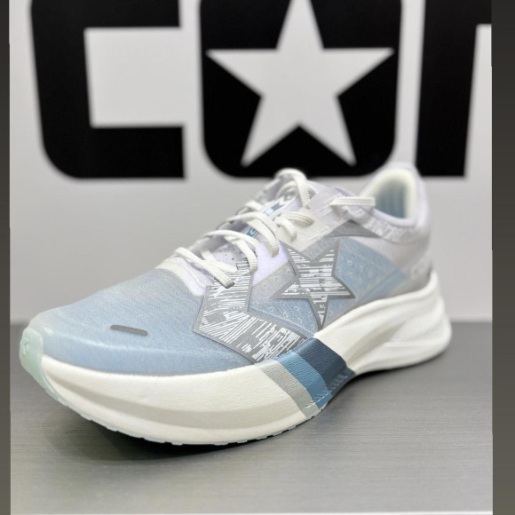 【CONVERS/コンバース】ナイトランにも！