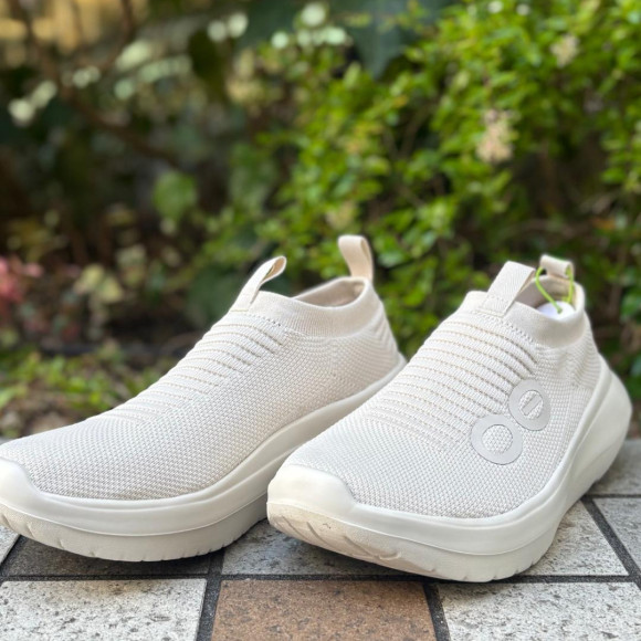 【OOFOS/ウーフォス】丸編みニットシューズが登場！！