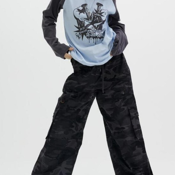 今流行りのダボッと迷彩パンツ!!✮*｡ﾟrunningHIGH