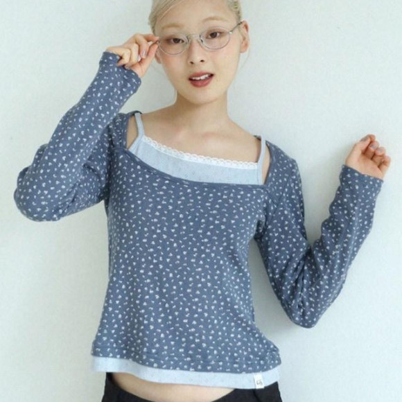 1枚着るだけでオシャレに♡レイヤードスタイルトップス