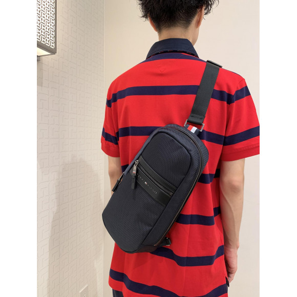 大人気】メンズ ボディバッグ | トミー ヒルフィガー・ショップ 