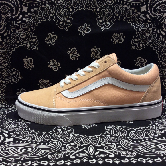 上野 スニーカー 販売 vans