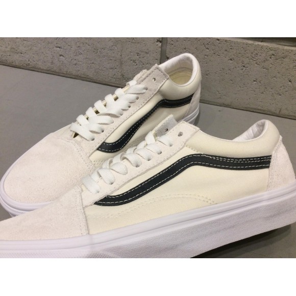 上野 スニーカー 販売 vans