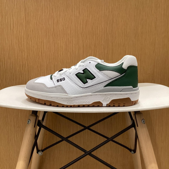 【Newbalance】 Bucks tiles are also decided! Newbalance "550"★