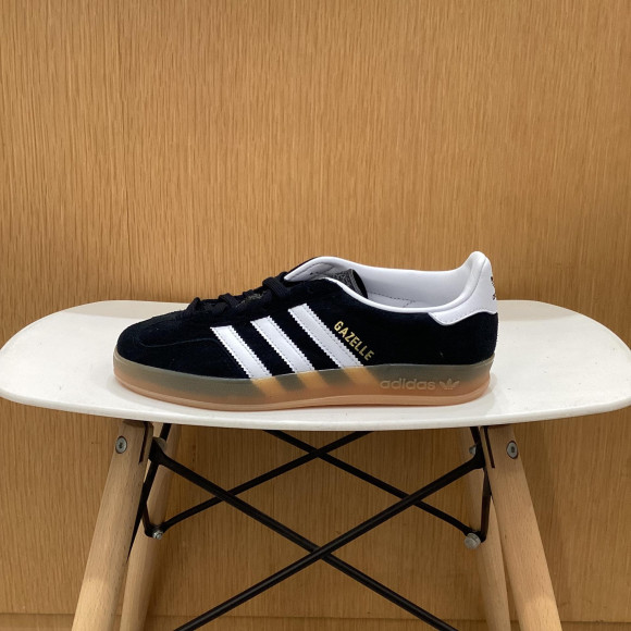 【adidas】提高每日風格的圖標鞋★