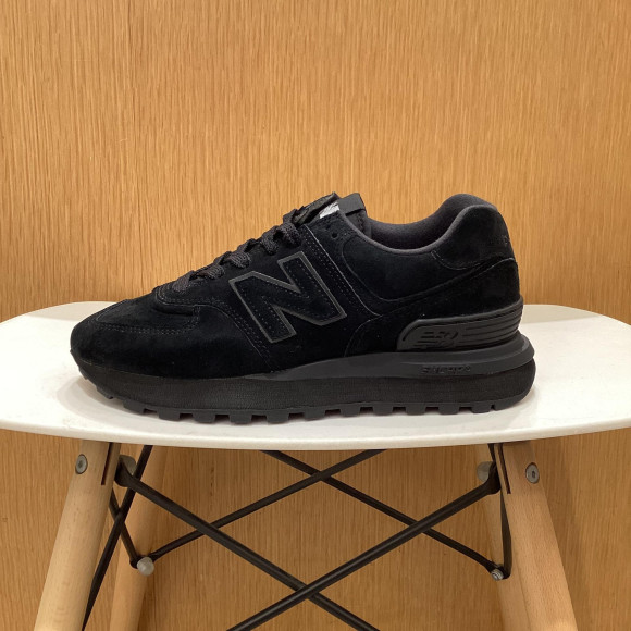 【NEWBALANCE】この冬オススメの1足！