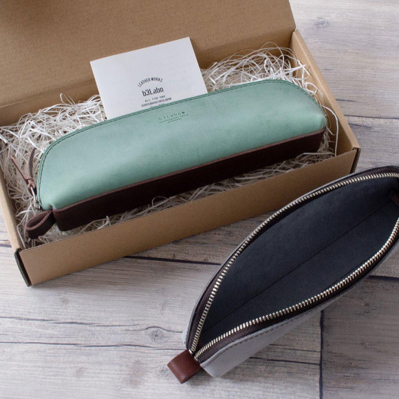 Recommended for a new life! Genuine leather pen case