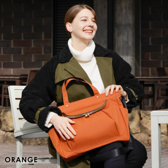 Adult bag with a slightly larger 2-way specification☆