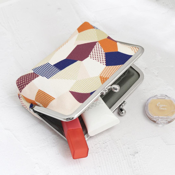 \실 점포 한정/타일 무늬의 아이코스케이스 등장!