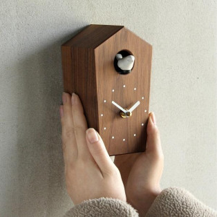 小さな鳩時計 「Cuckoo Clock」