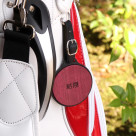 上質な銘木と金属を組み合わせた木製バックタグ