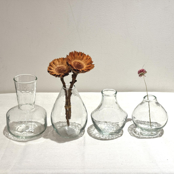 ハンドメイドのフラワーベース