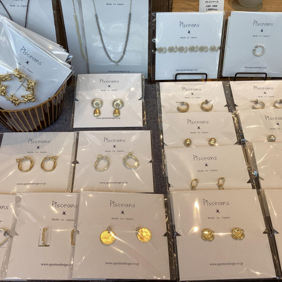 人気のアクセサリーが再入荷しました！